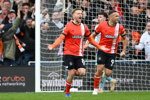 外界曾有传 外界曾有传